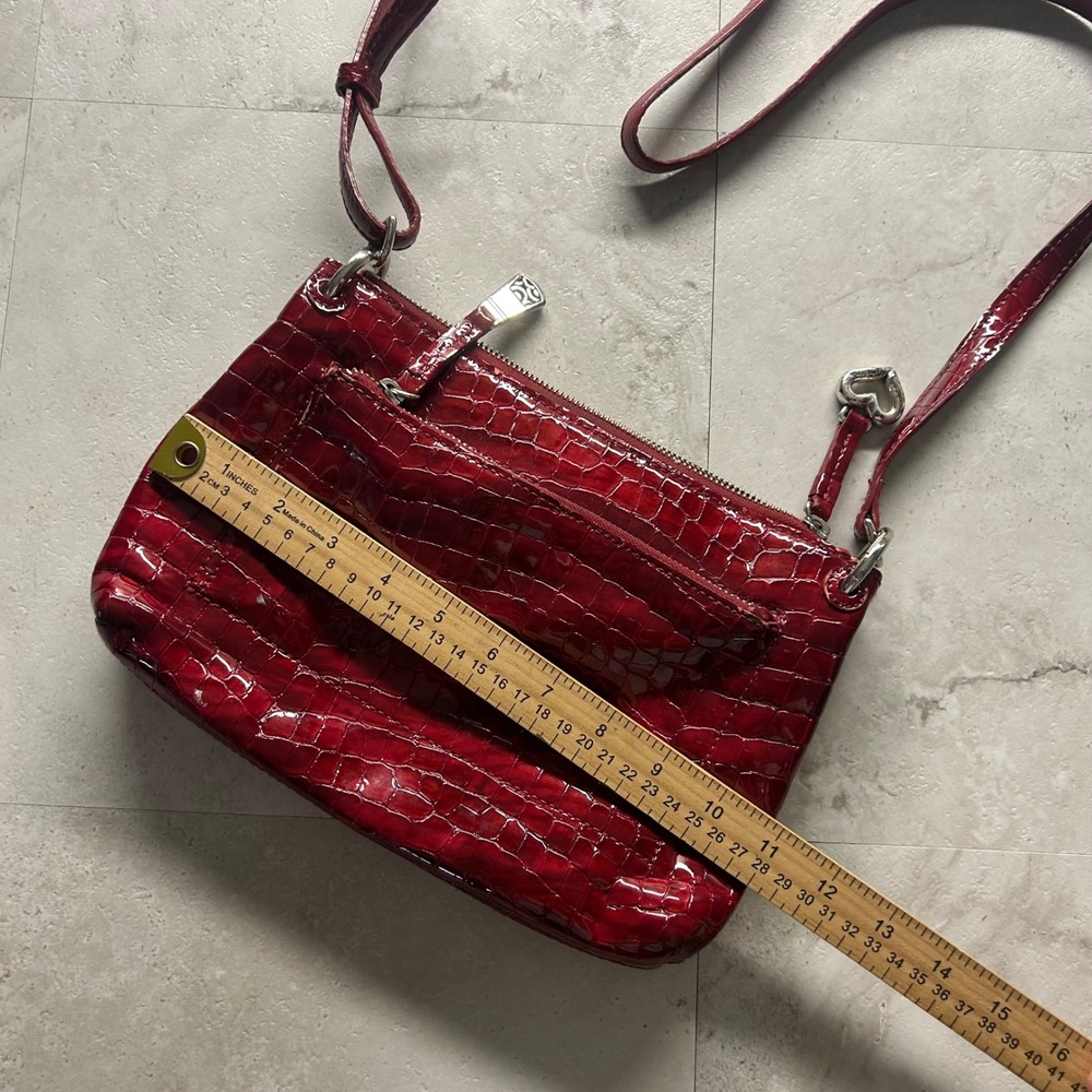 Brighton Crossbody Bag Red Croc Embossed Patent Leather Y2K Heart Charm Small - Picture 6 of 10